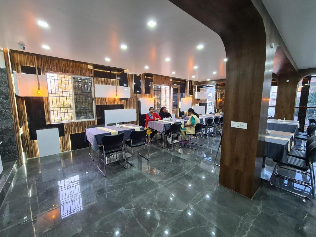 Hotel Jhari Palace Aurangabad  Exterior photo